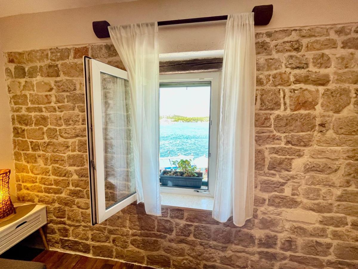 Apartments Trapula Sibenik Bagian luar foto