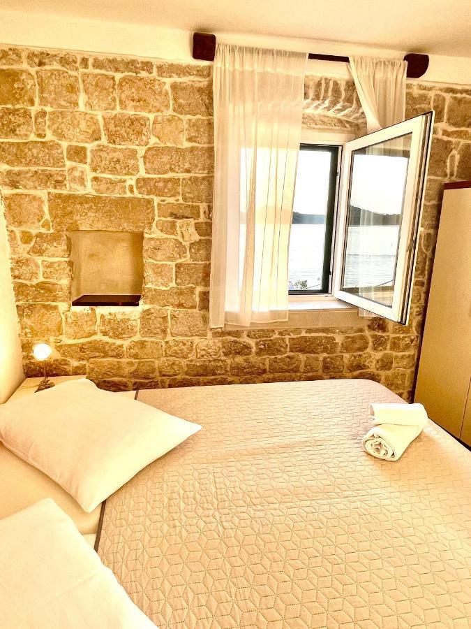 Apartments Trapula Sibenik Bagian luar foto