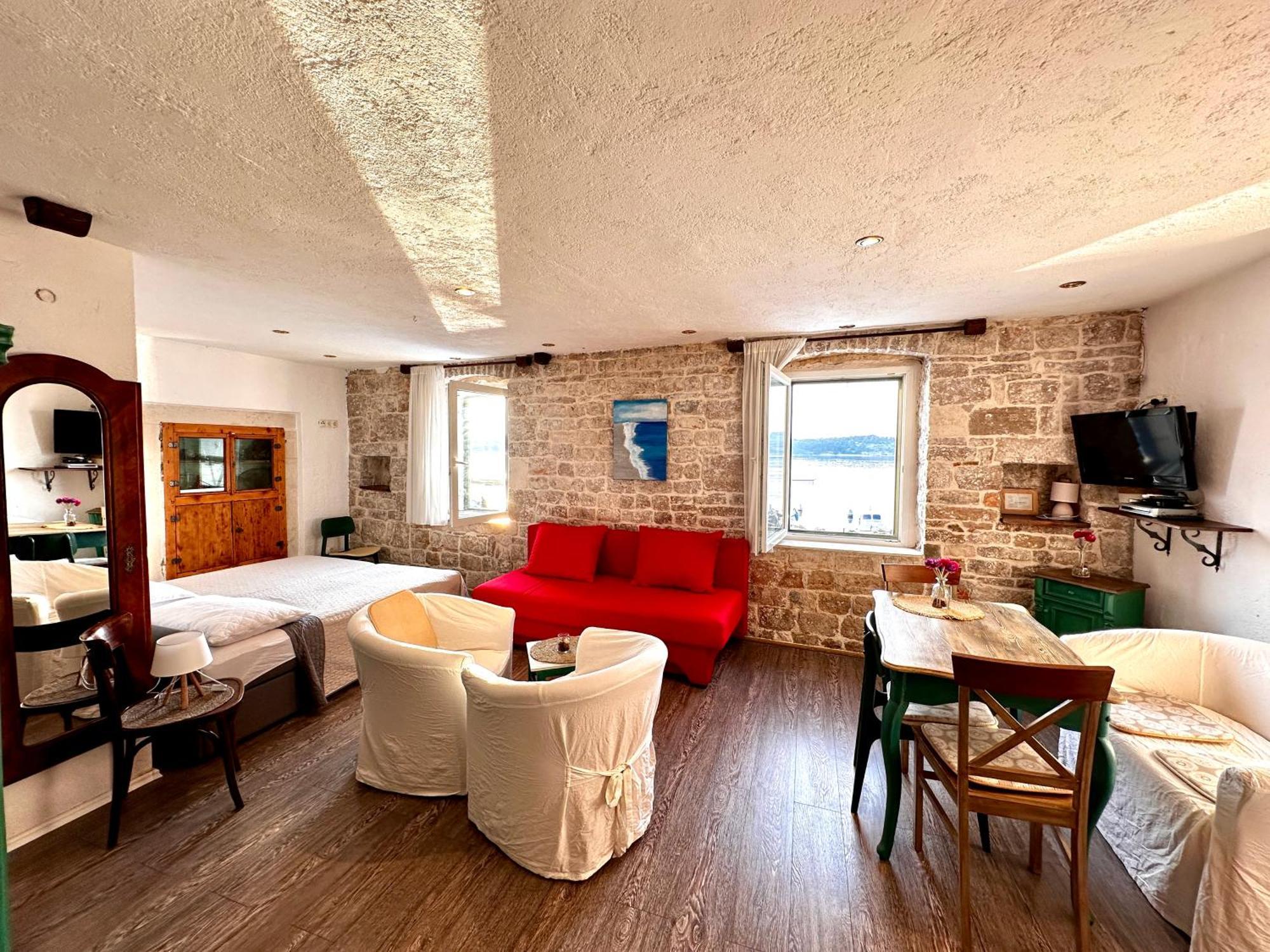 Apartments Trapula Sibenik Bagian luar foto